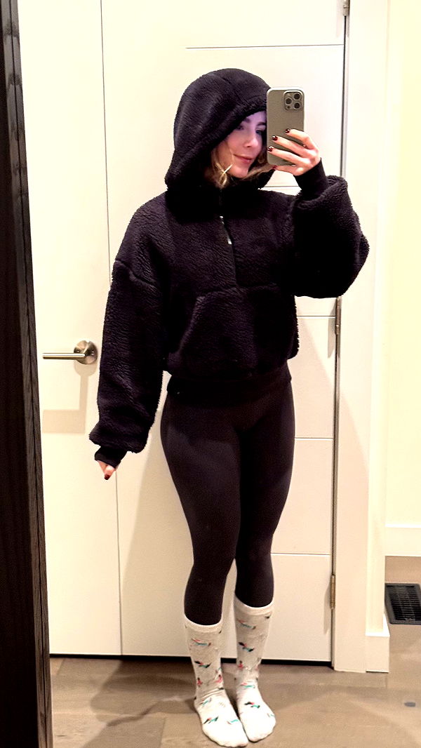 meelahrobbins image ~ Altpins