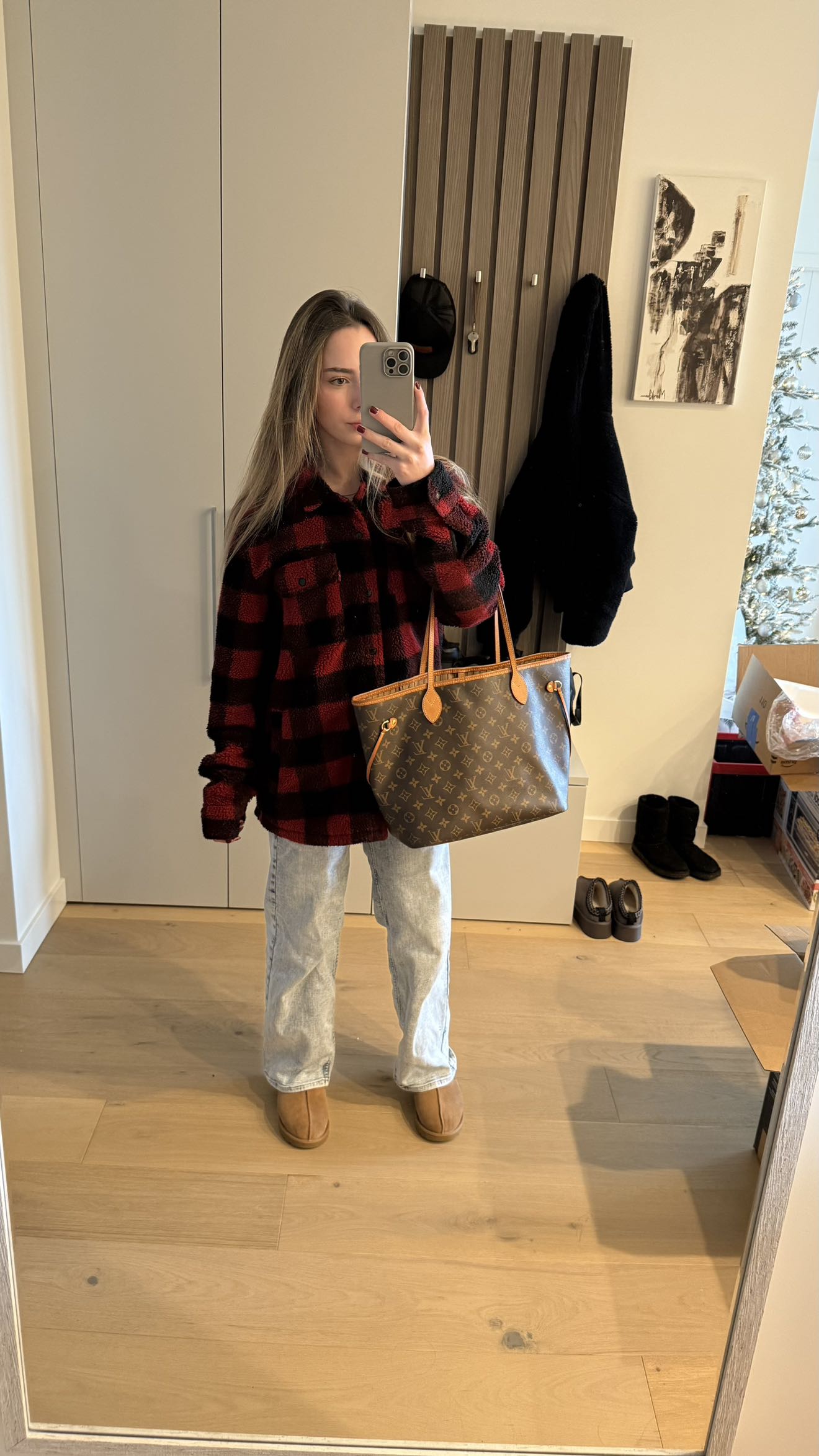 meelahrobbins snapchat image archive image