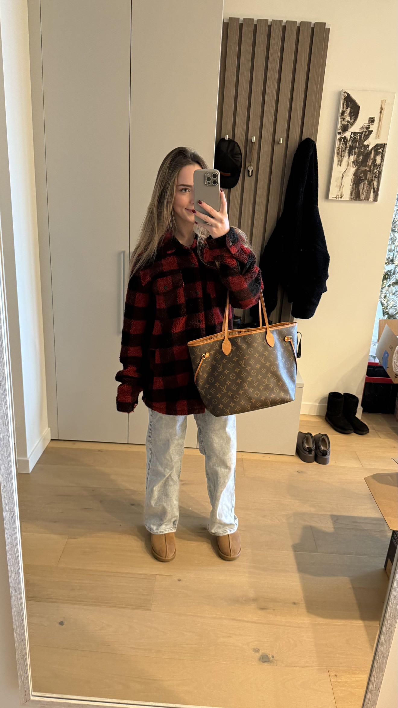 meelahrobbins snapchat image archive image