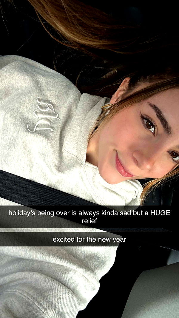 meelahrobbins image ~ Altpins