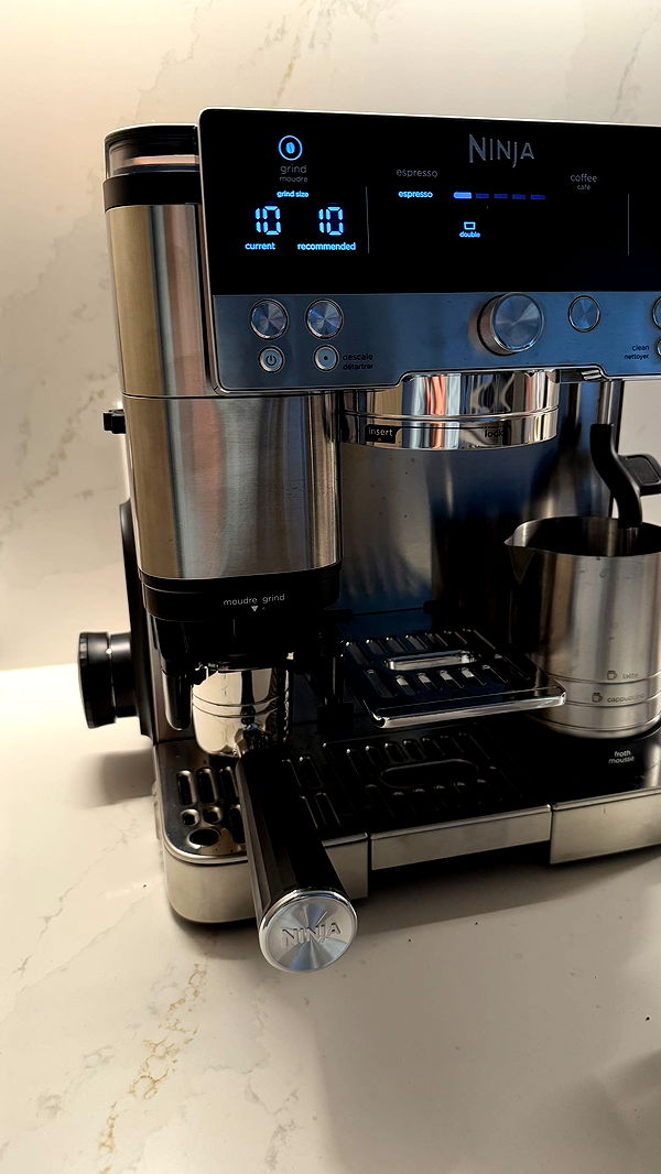 meelahrobbins image ~ Altpins