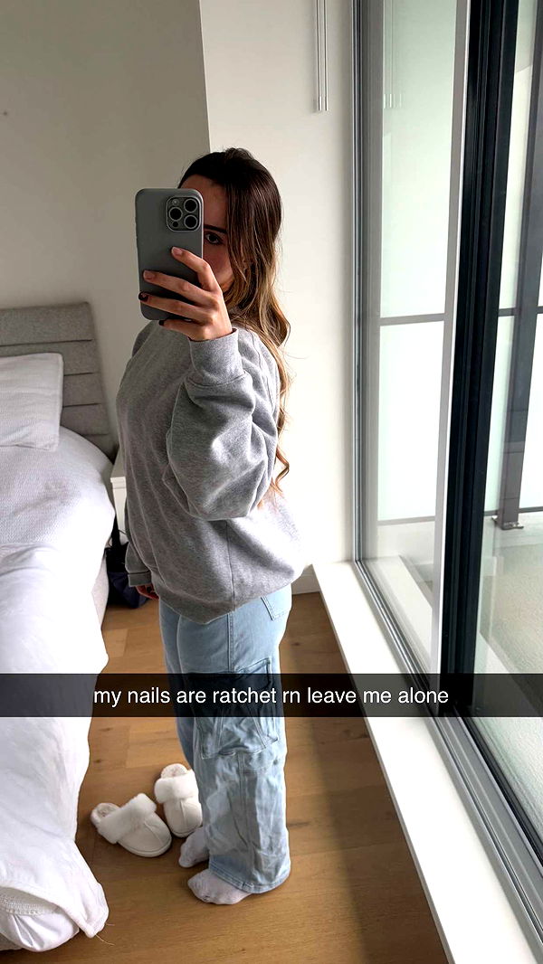 meelahrobbins image ~ Altpins