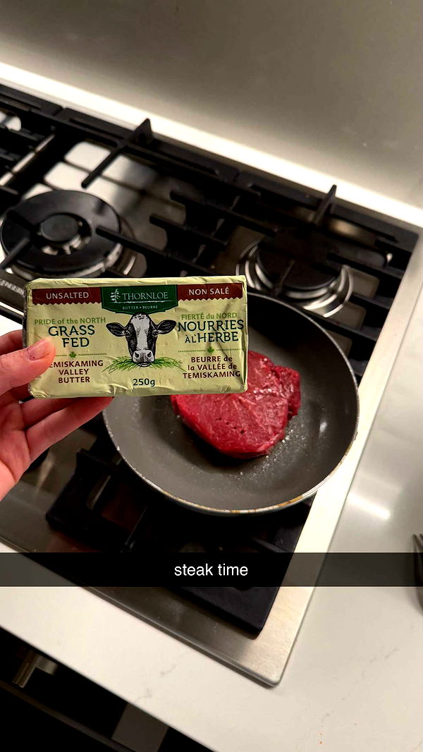 meelahrobbins image ~ Altpins