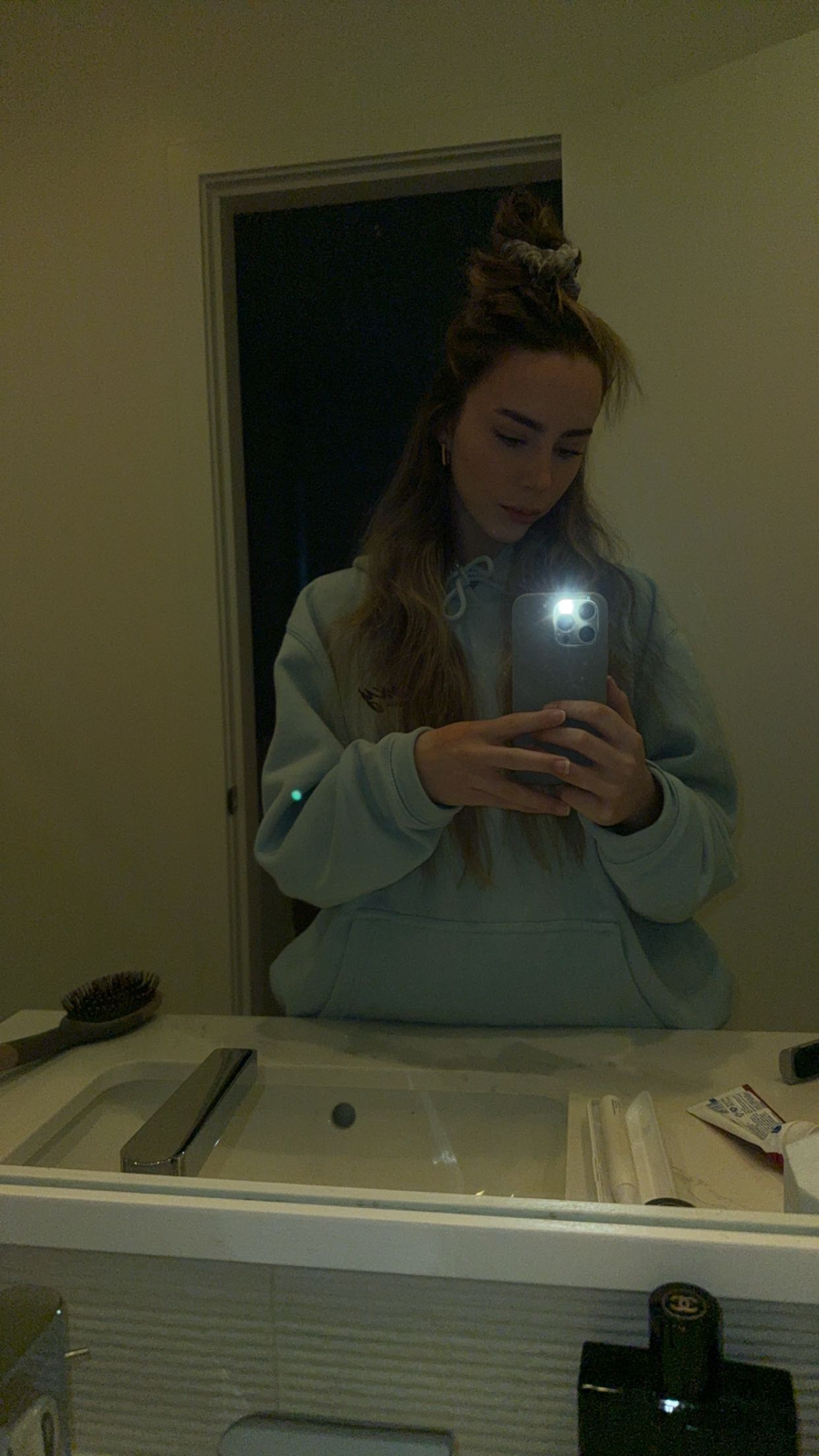 meelahrobbins snapchat image archive image