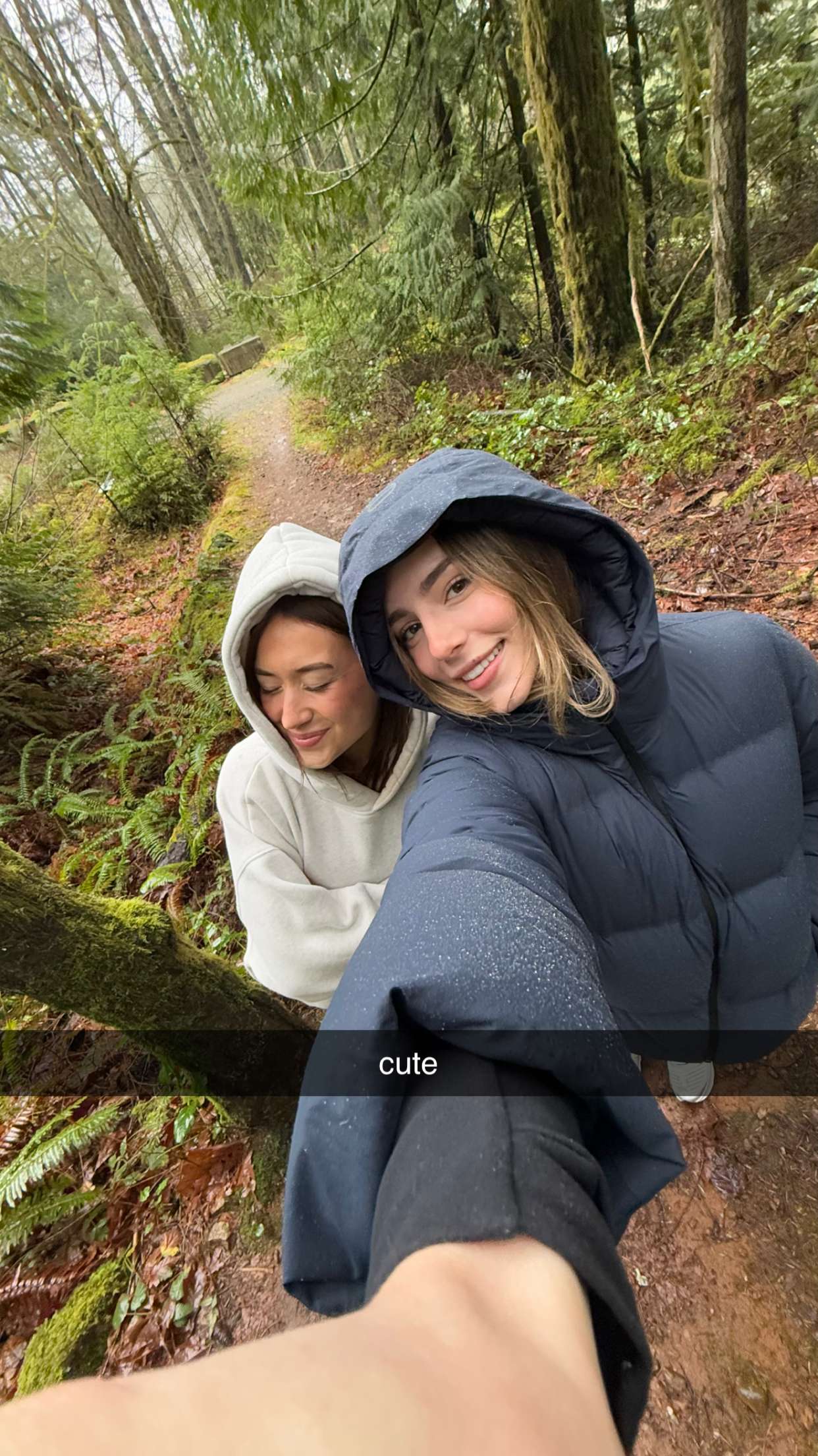 meelahrobbins snapchat image archive image