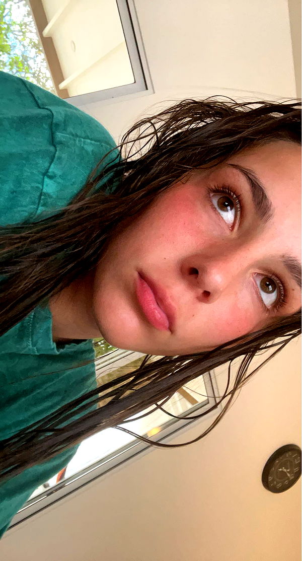 meelahrobbins image ~ Altpins