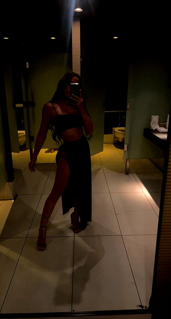 meelahrobbins image ~ Altpins