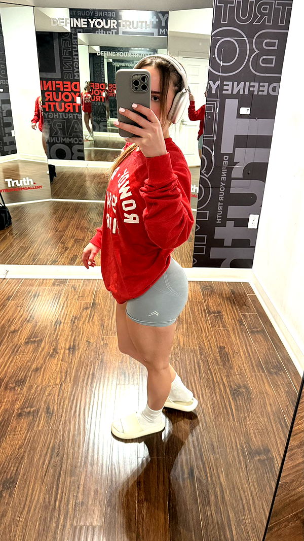 meelahrobbins image ~ Altpins