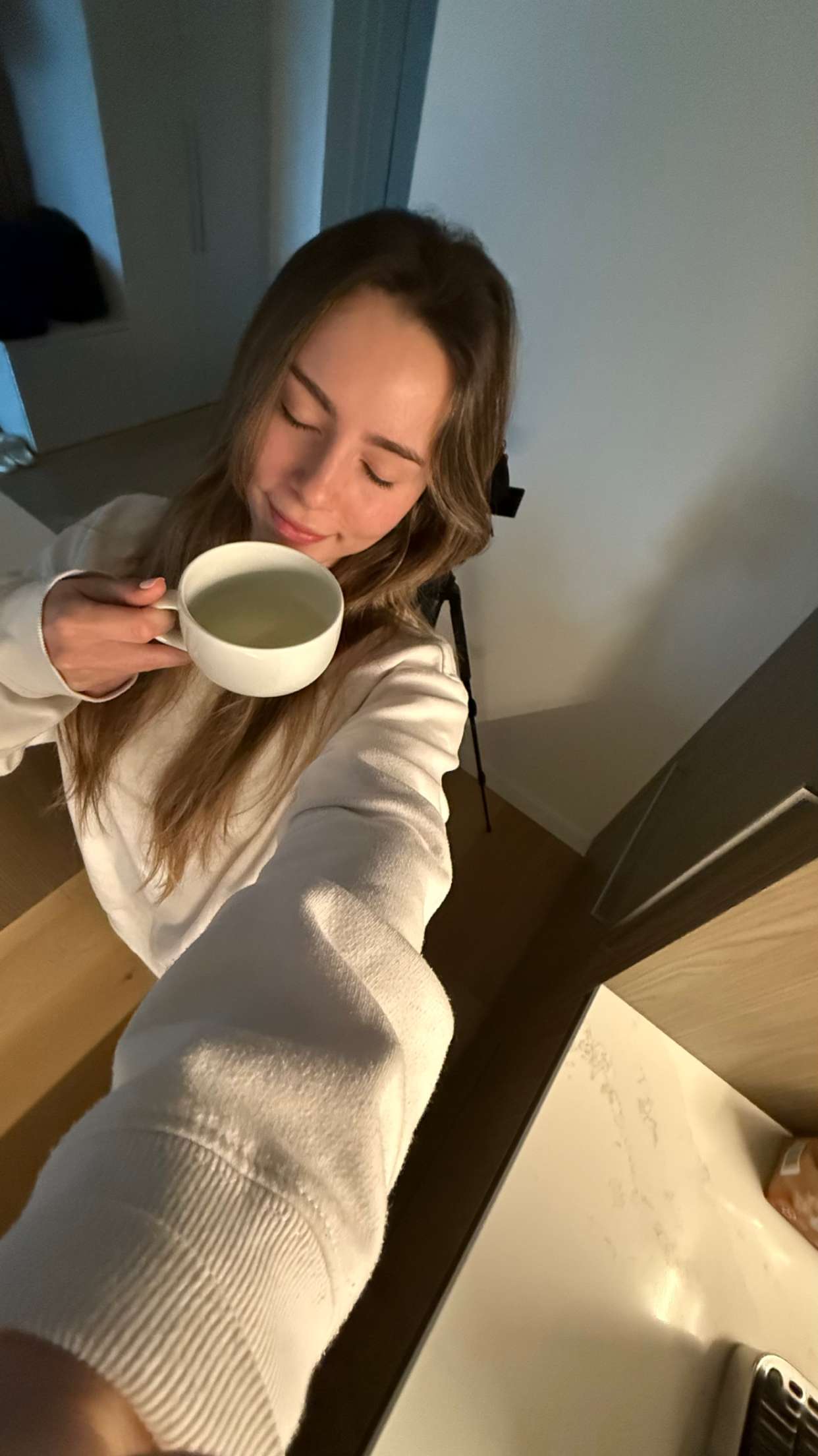 meelahrobbins snapchat image archive image