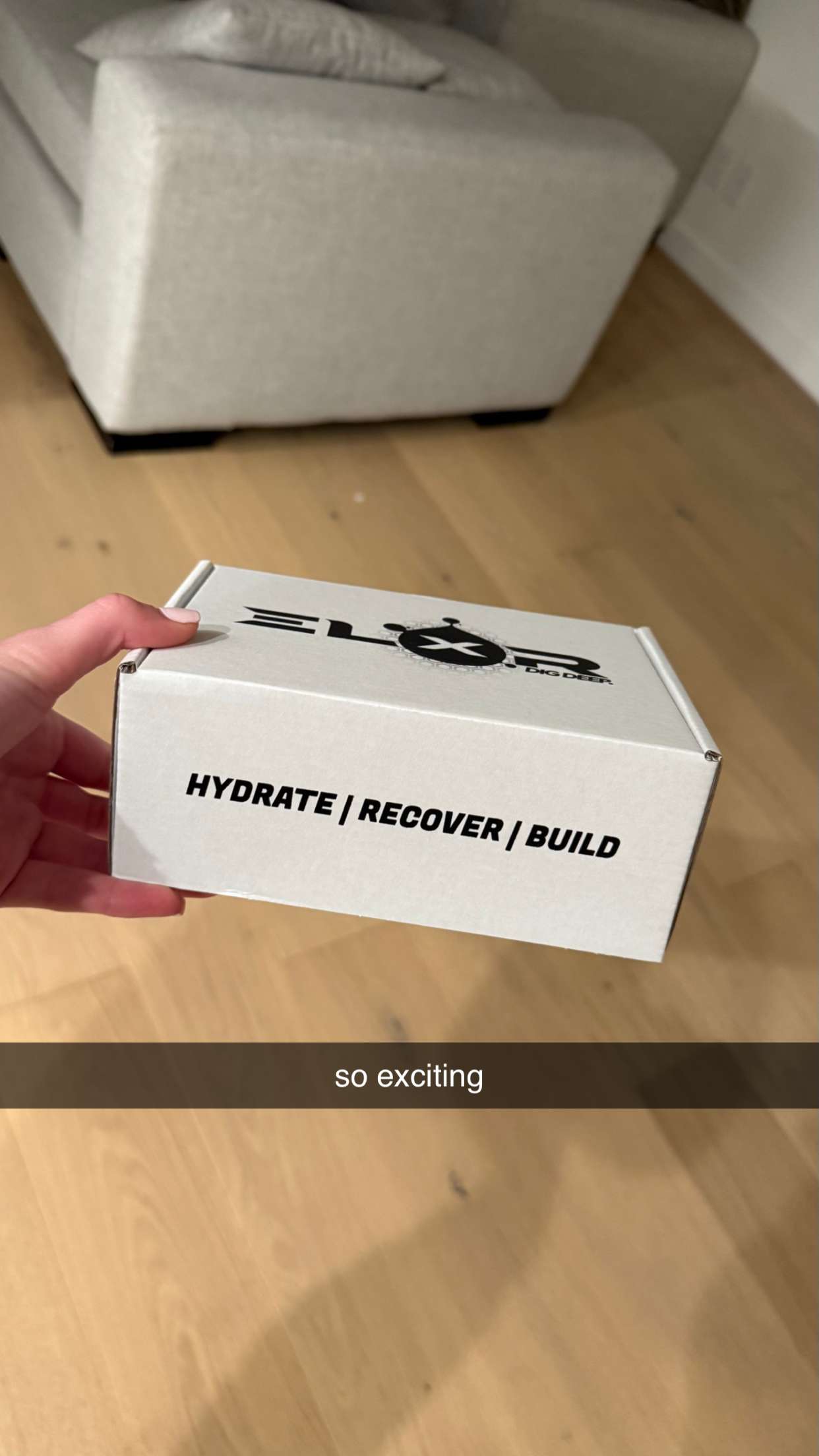 meelahrobbins snapchat image archive image