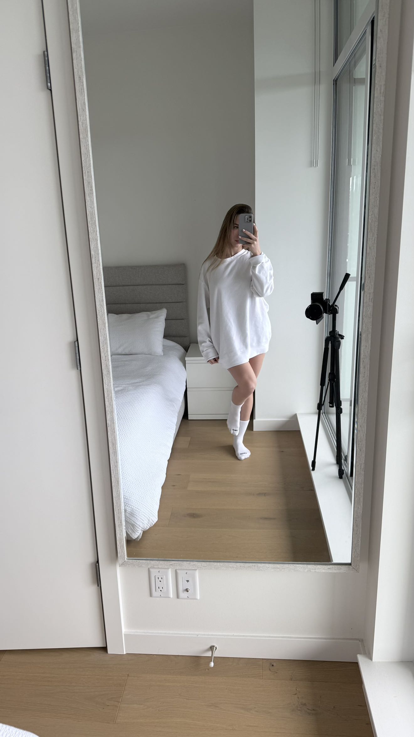 meelahrobbins snapchat image archive image