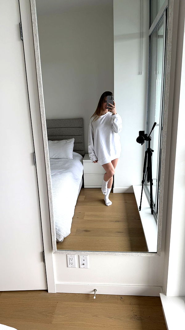 meelahrobbins image ~ Altpins