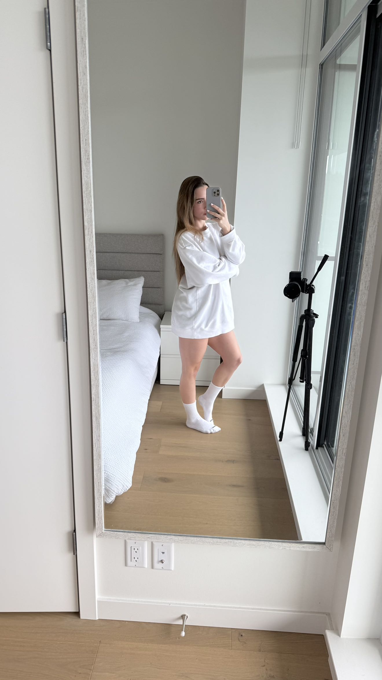 meelahrobbins snapchat image archive image