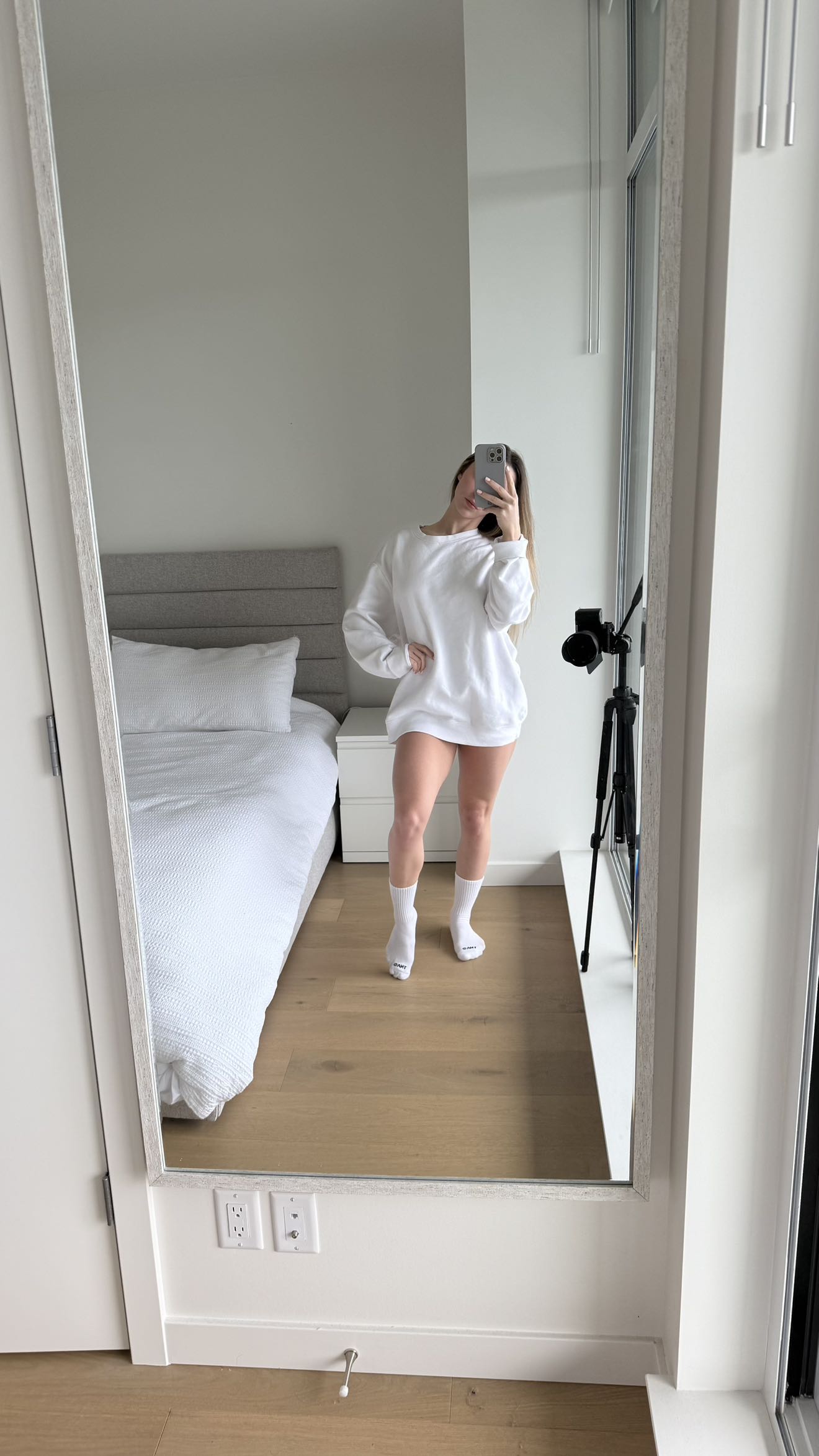 meelahrobbins snapchat image archive image