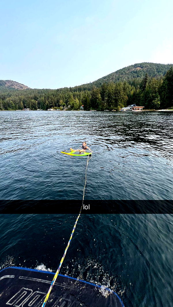 meelahrobbins image ~ Altpins