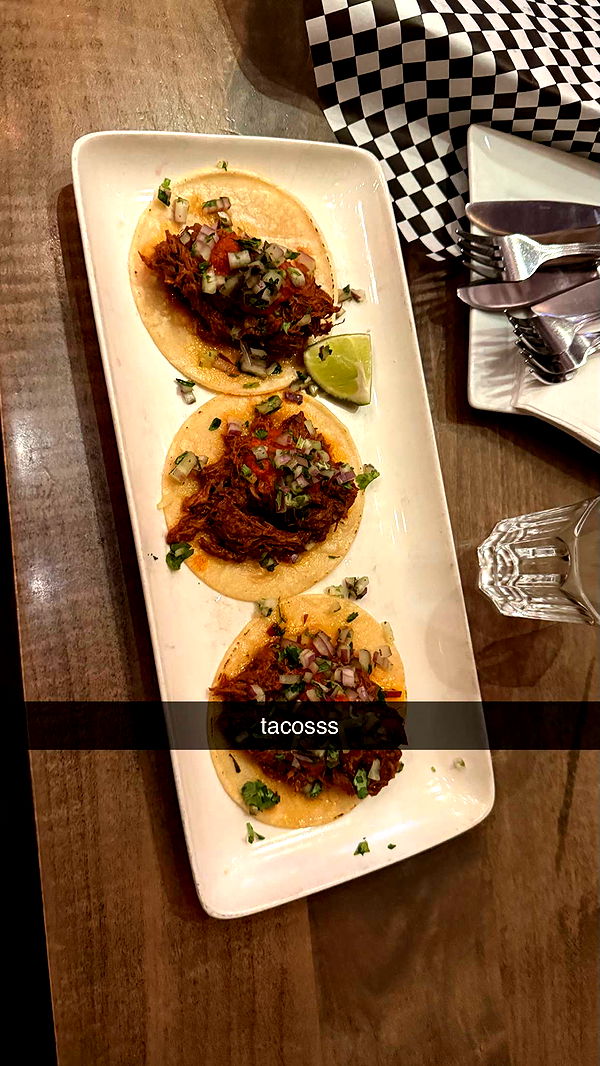 meelahrobbins image ~ Altpins