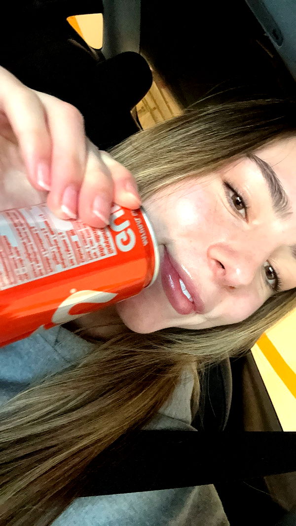 meelahrobbins image ~ Altpins