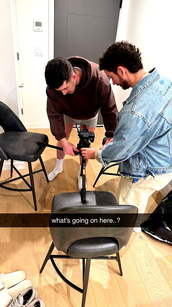 meelahrobbins image ~ Altpins