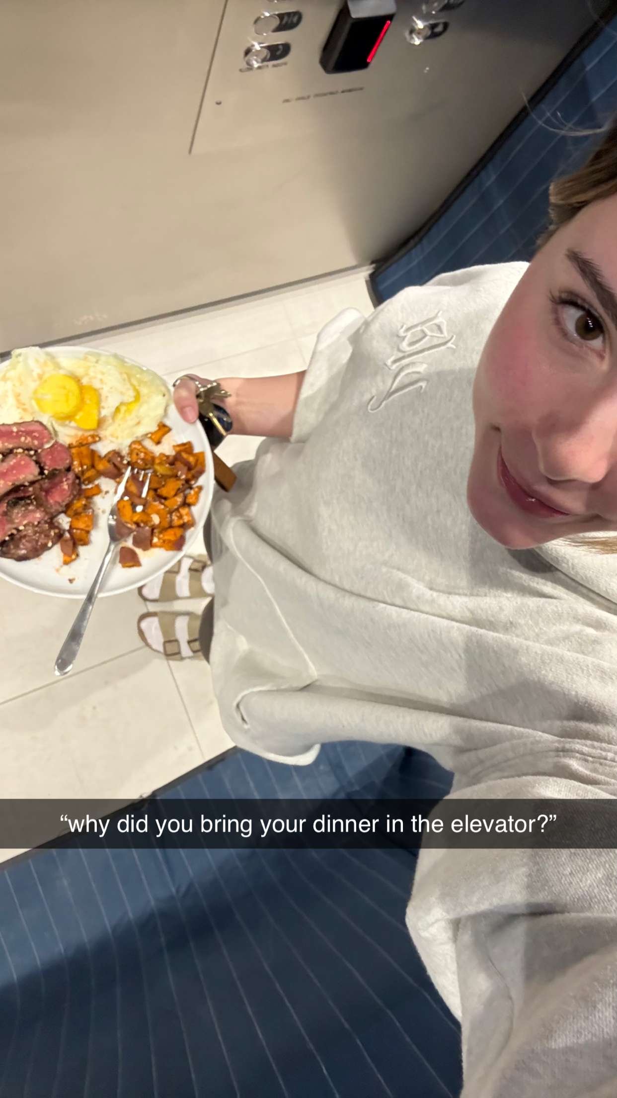 meelahrobbins snapchat image archive image