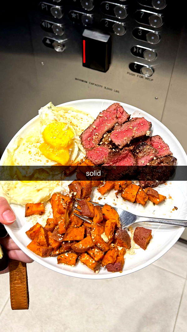 meelahrobbins image ~ Altpins