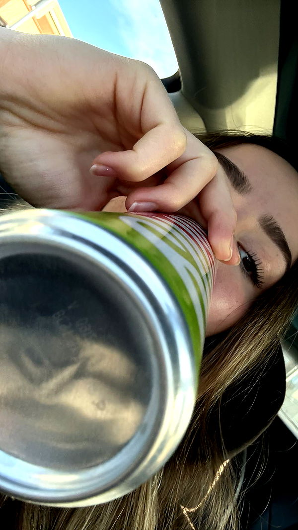 meelahrobbins image ~ Altpins