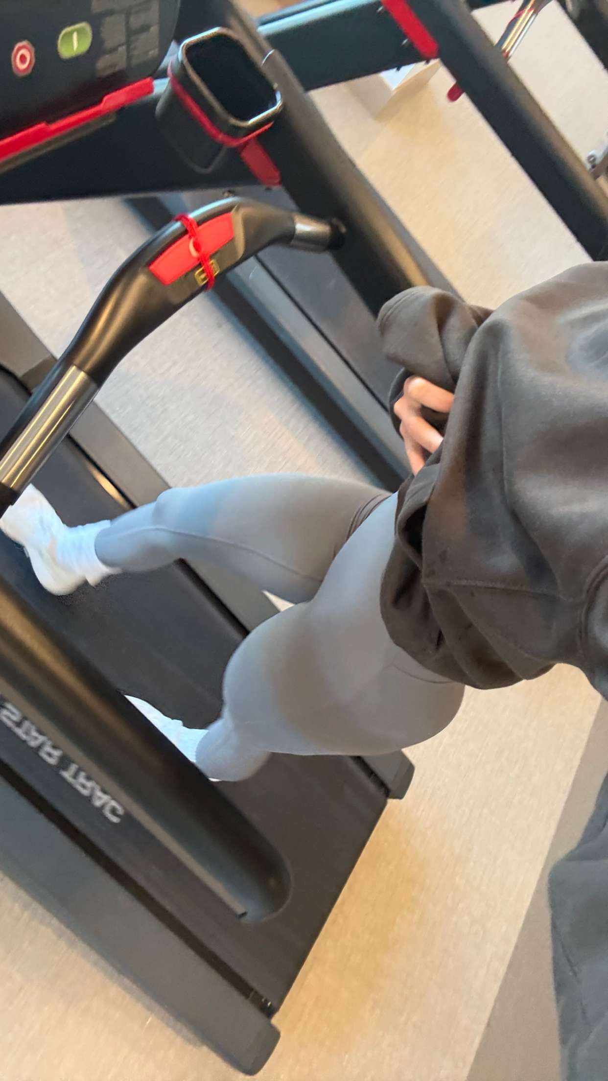 meelahrobbins snapchat image archive image