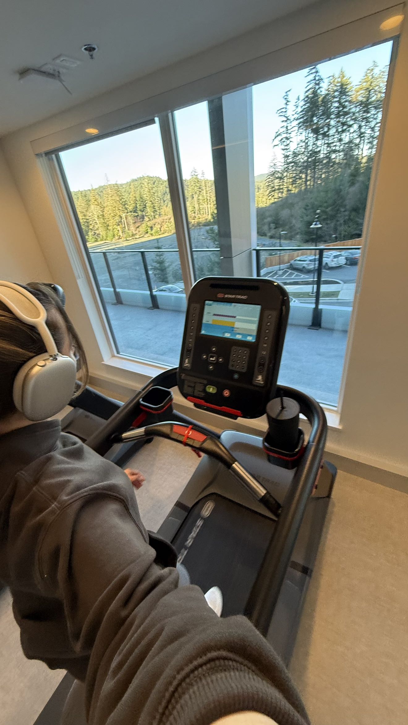 meelahrobbins snapchat image archive image