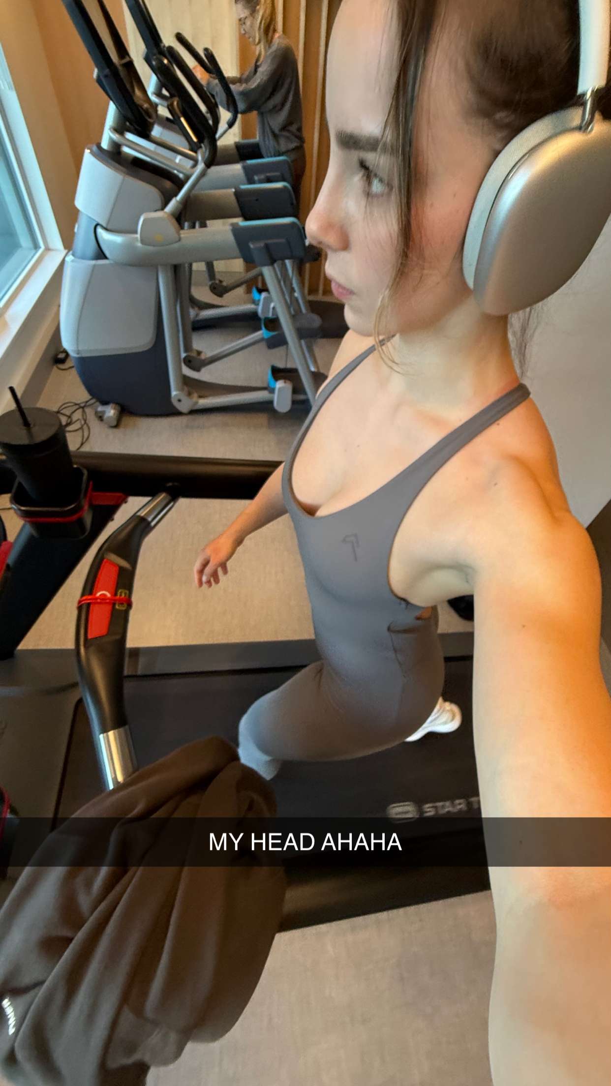 meelahrobbins snapchat image archive image