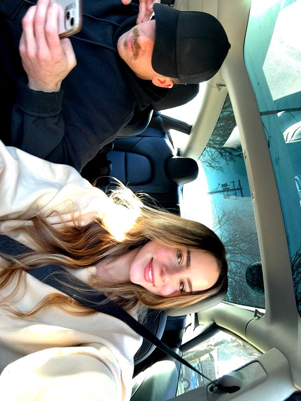 meelahrobbins image ~ Altpins