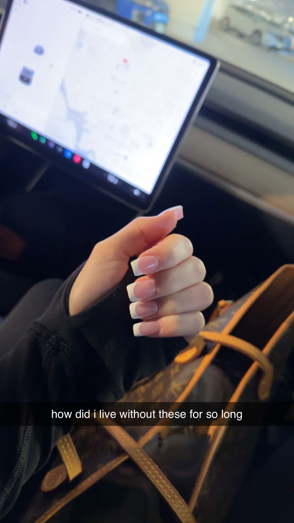 meelahrobbins snapchat image archive image