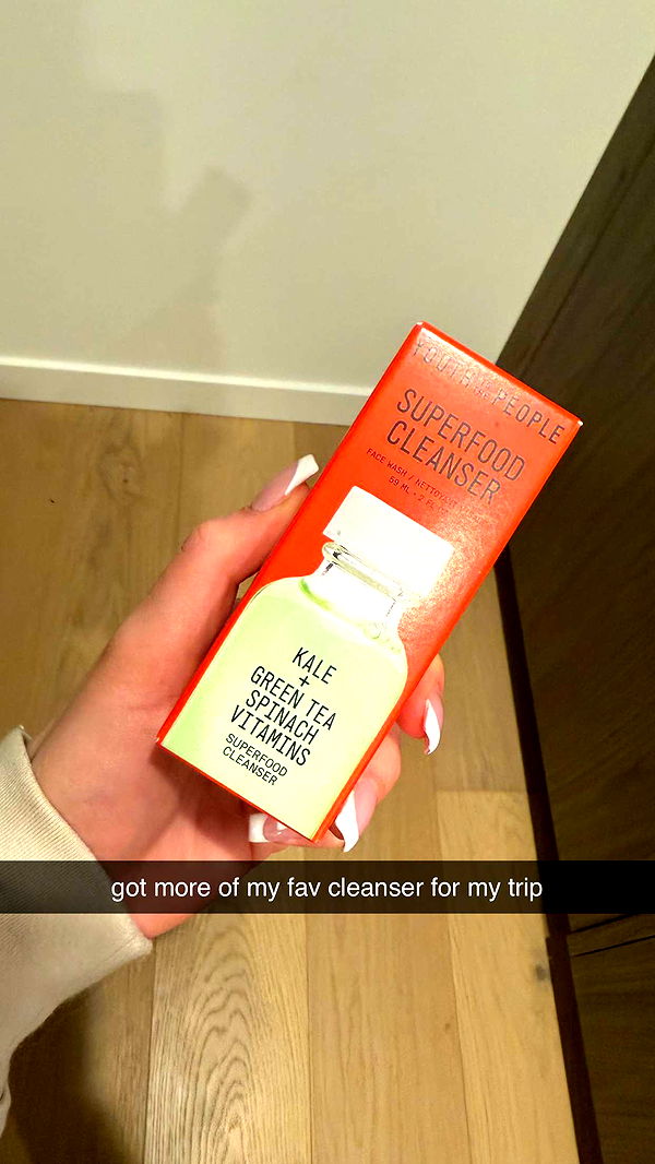 meelahrobbins image ~ Altpins