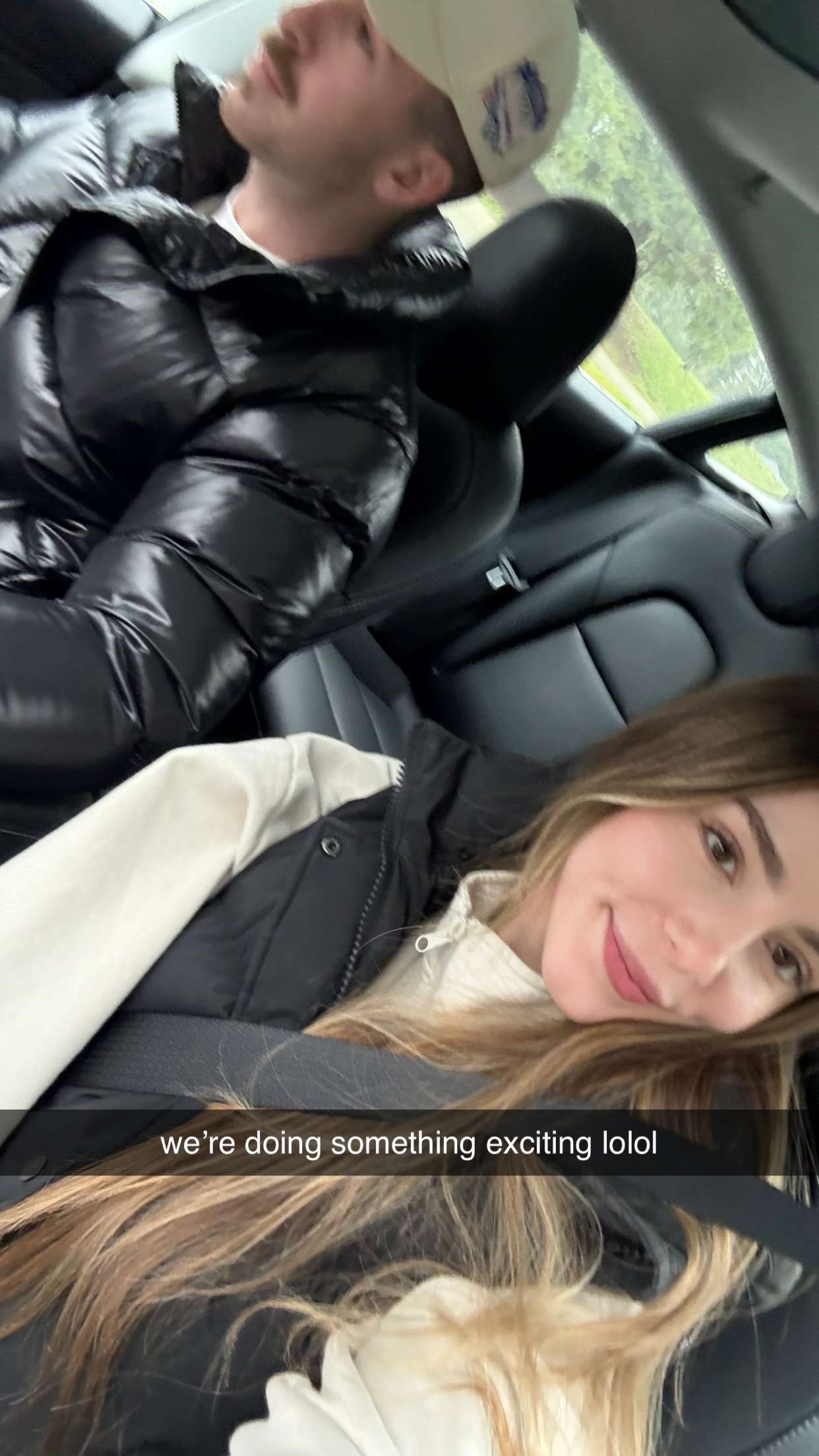 meelahrobbins snapchat image archive image