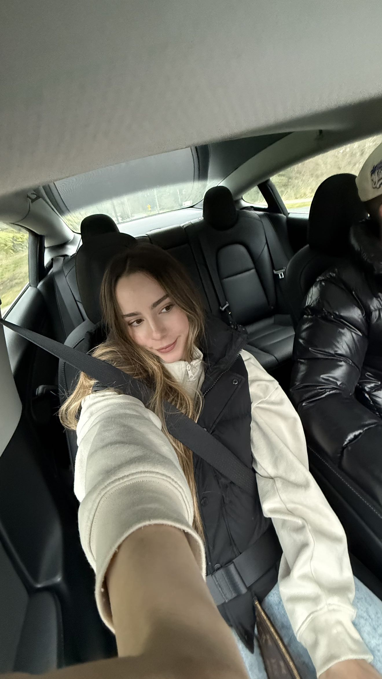 meelahrobbins snapchat image archive image