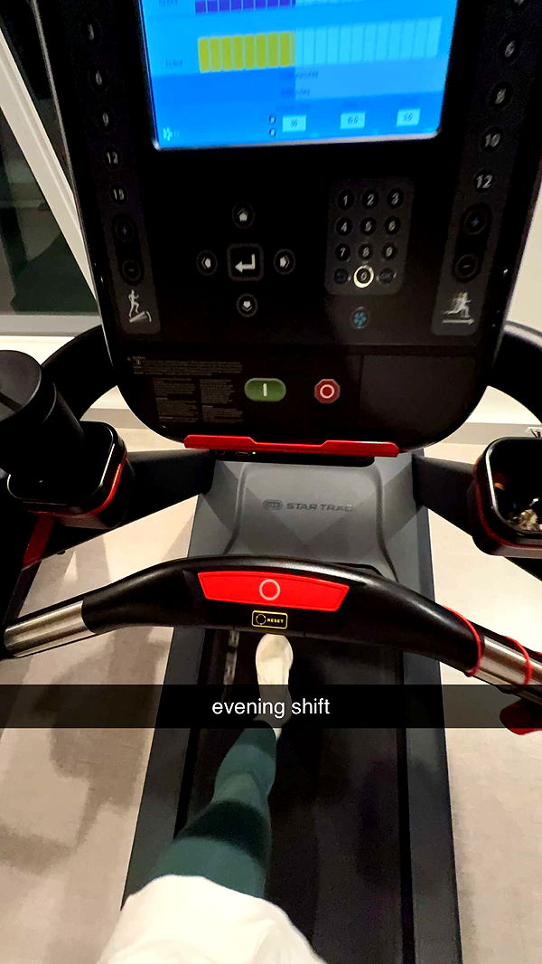 meelahrobbins image ~ Altpins