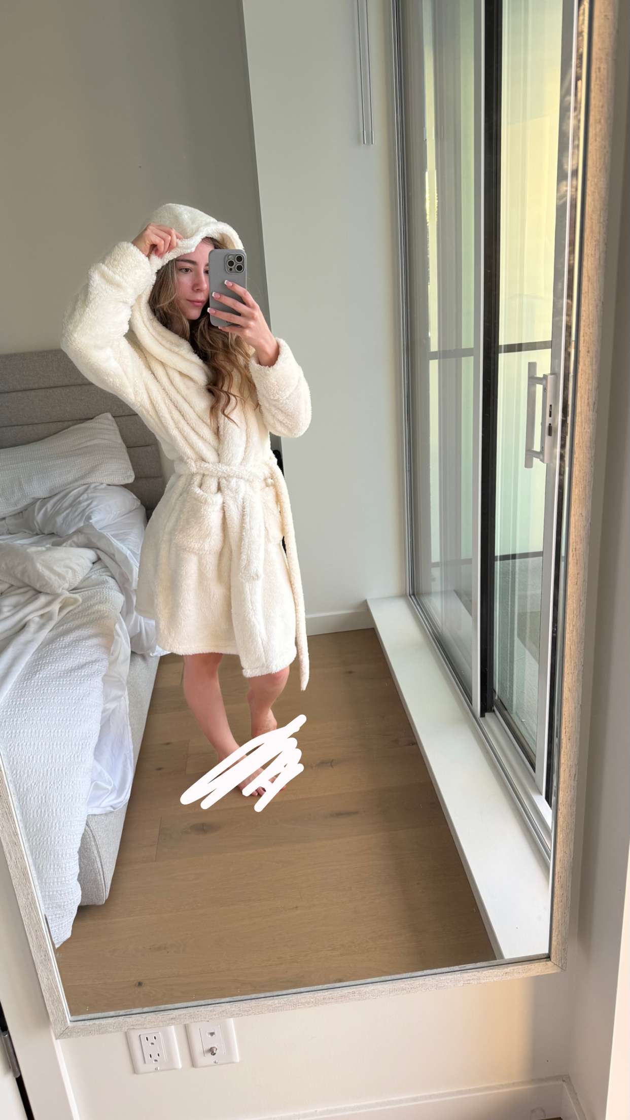 meelahrobbins snapchat image archive image