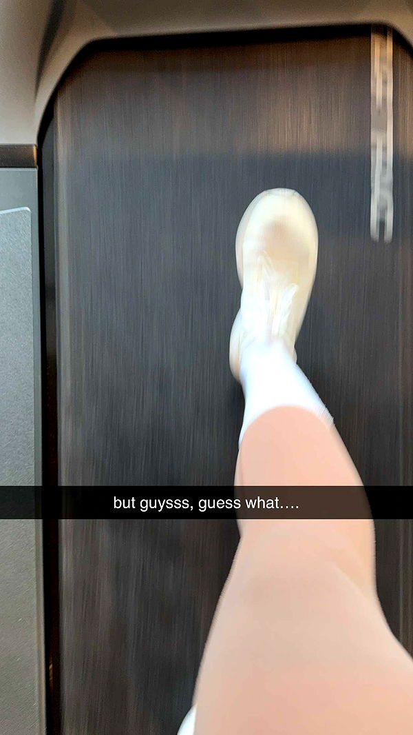 meelahrobbins image ~ Altpins