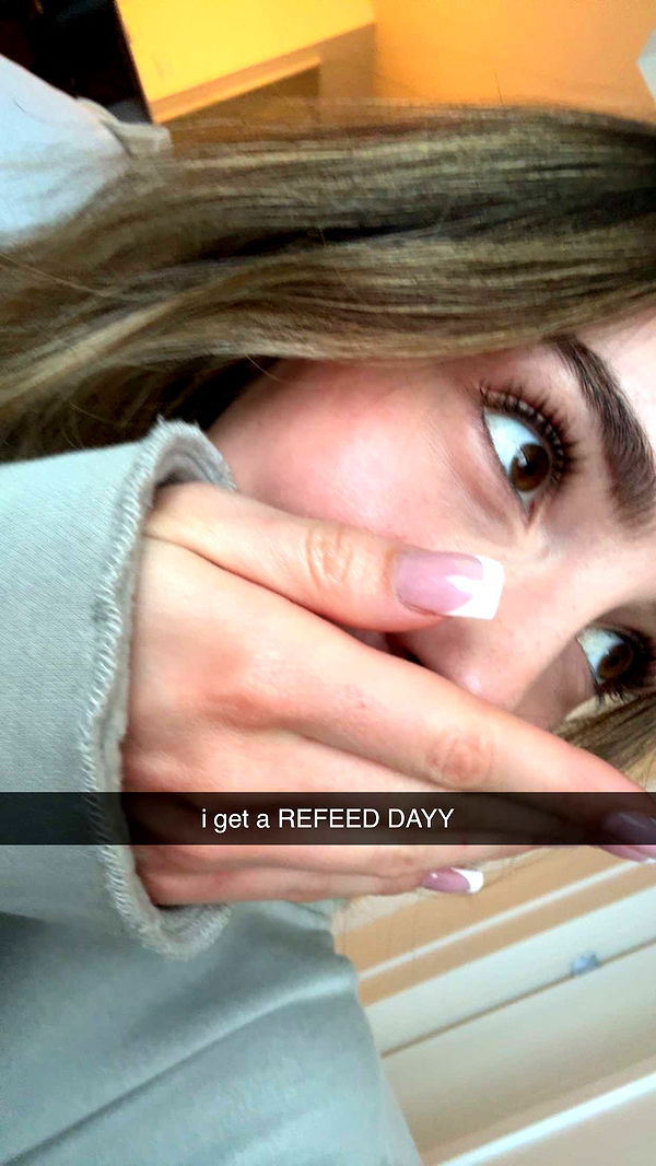 meelahrobbins image ~ Altpins