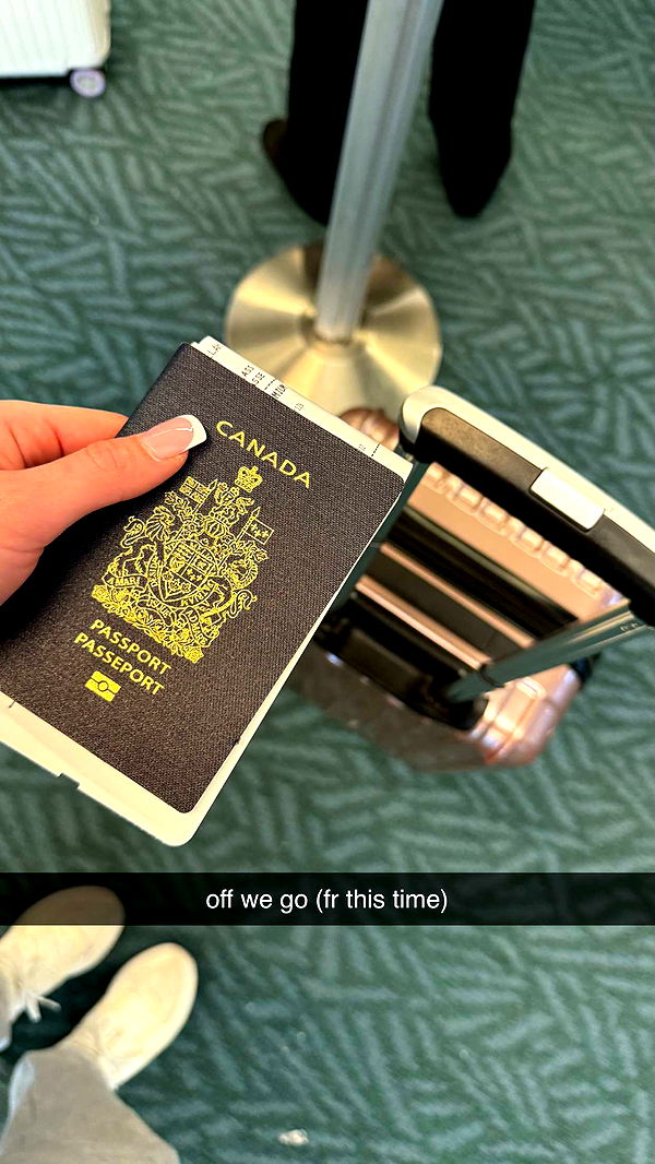 meelahrobbins image ~ Altpins