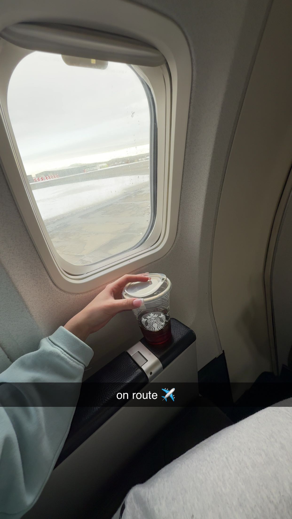 meelahrobbins snapchat image archive image