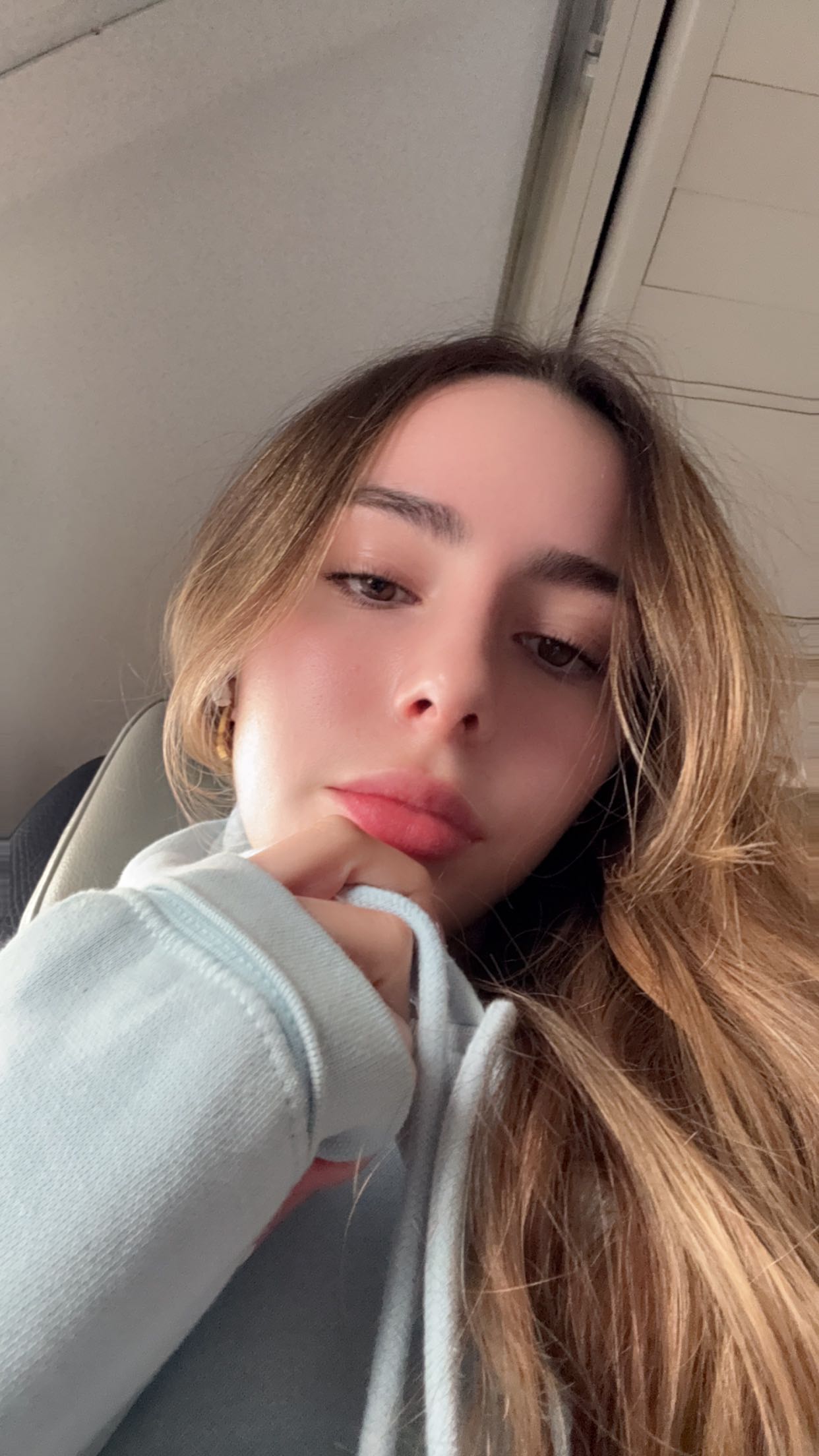 meelahrobbins snapchat image archive image