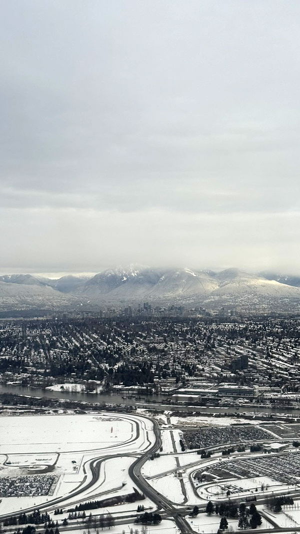 meelahrobbins image ~ Altpins