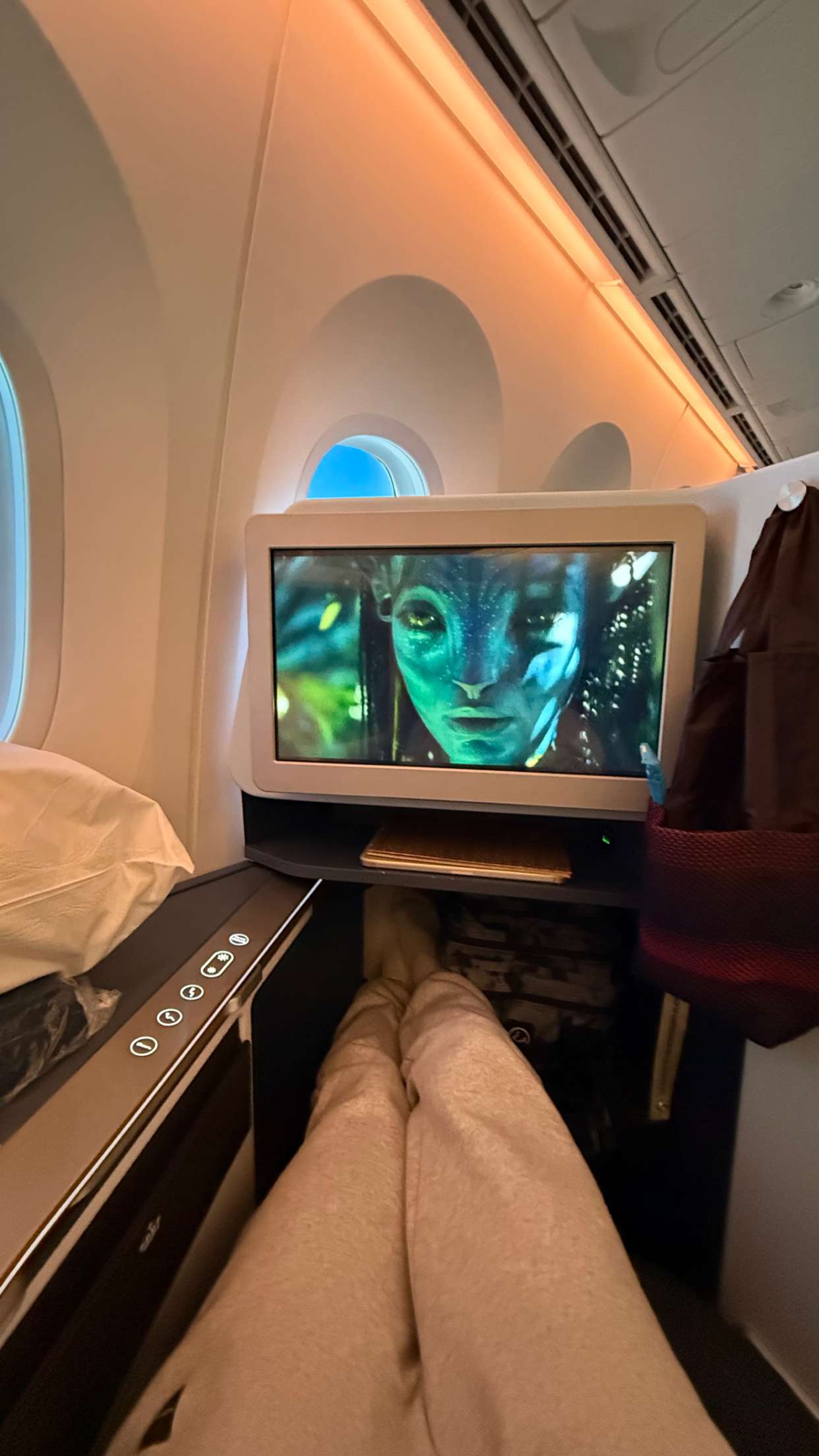 meelahrobbins snapchat image archive image