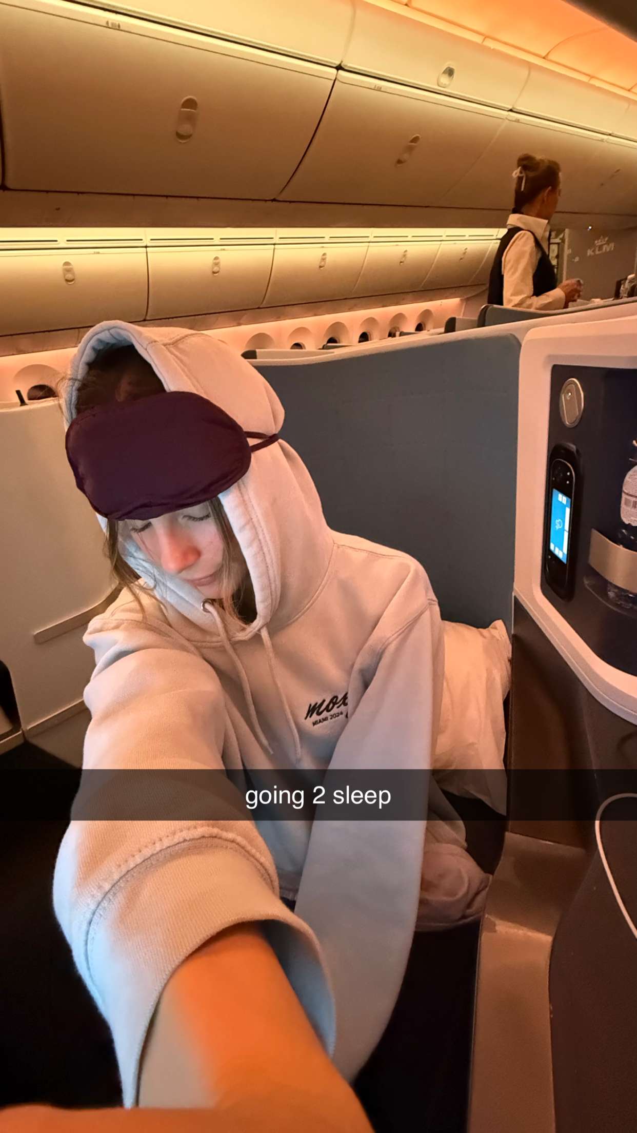 meelahrobbins snapchat image archive image