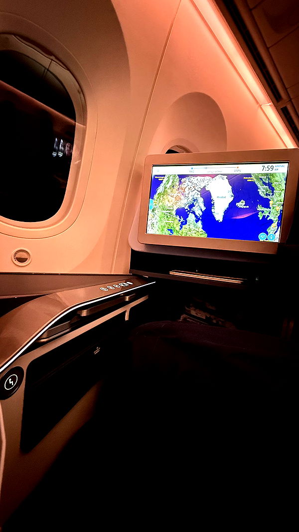 meelahrobbins image ~ Altpins