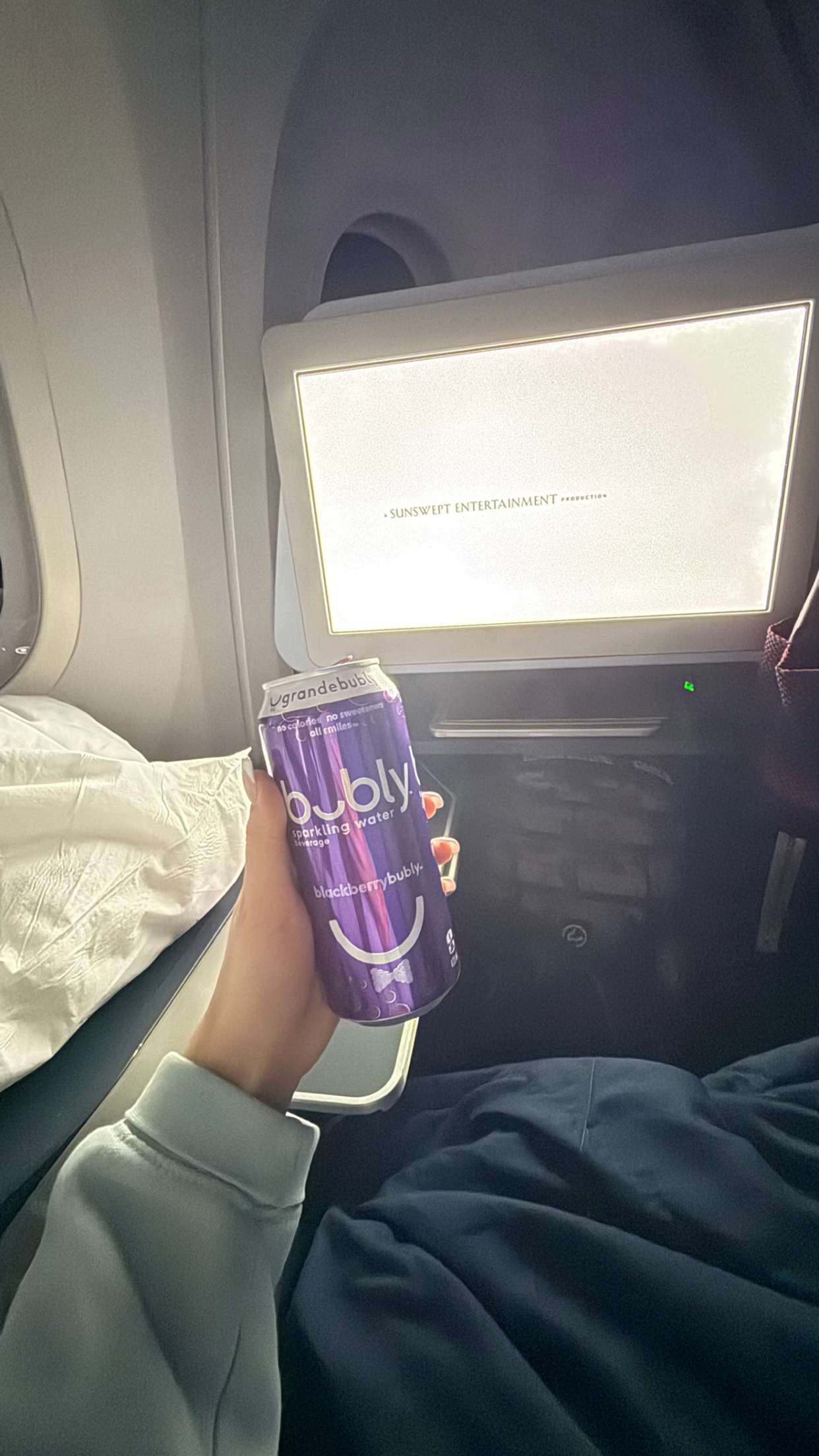 meelahrobbins snapchat image archive image