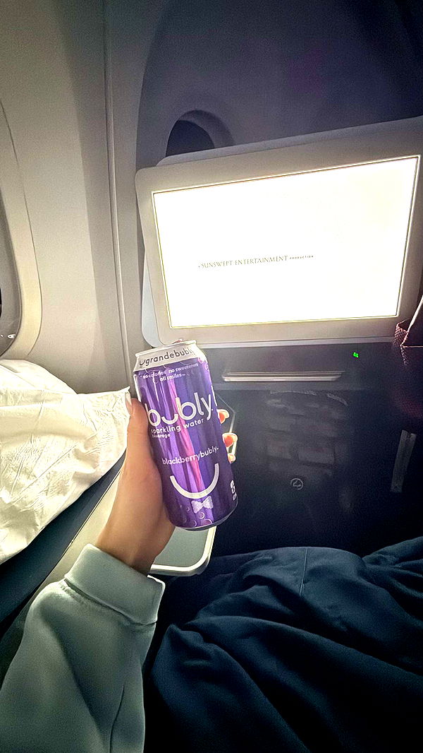 meelahrobbins image ~ Altpins