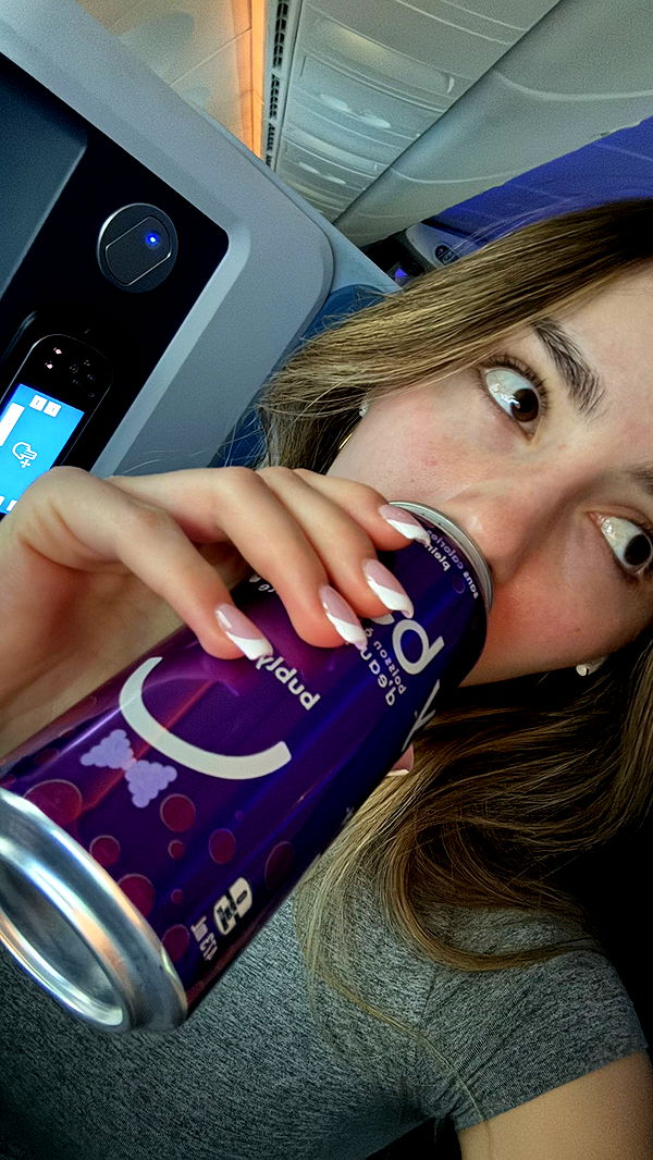 meelahrobbins image ~ Altpins