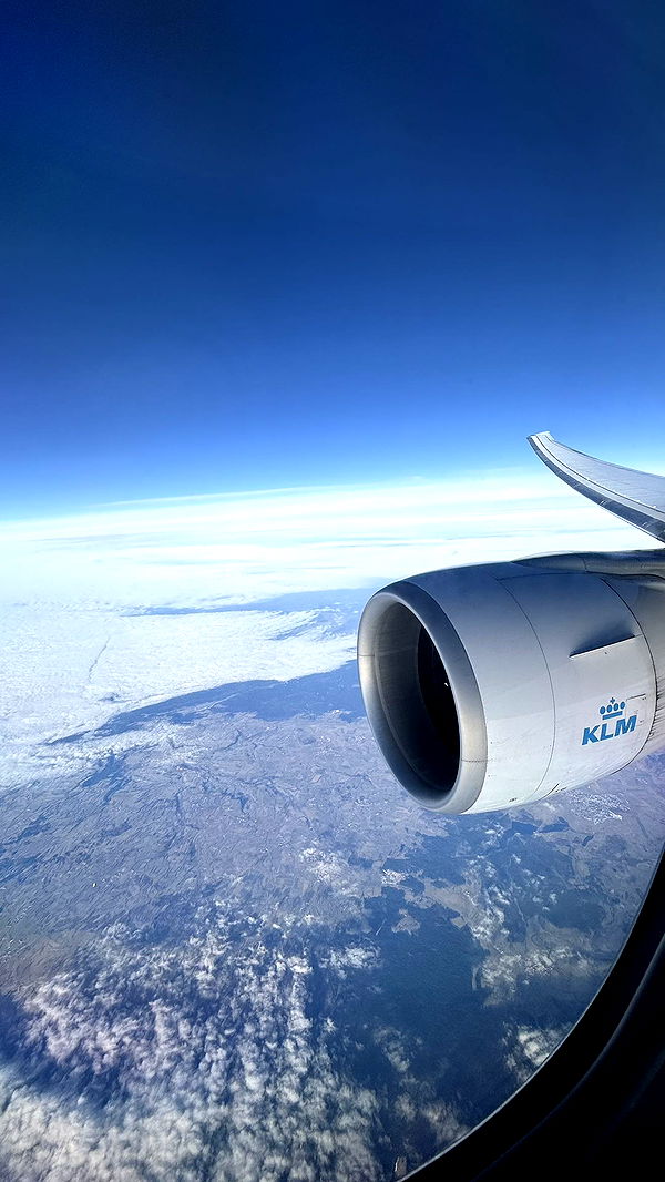 meelahrobbins image ~ Altpins