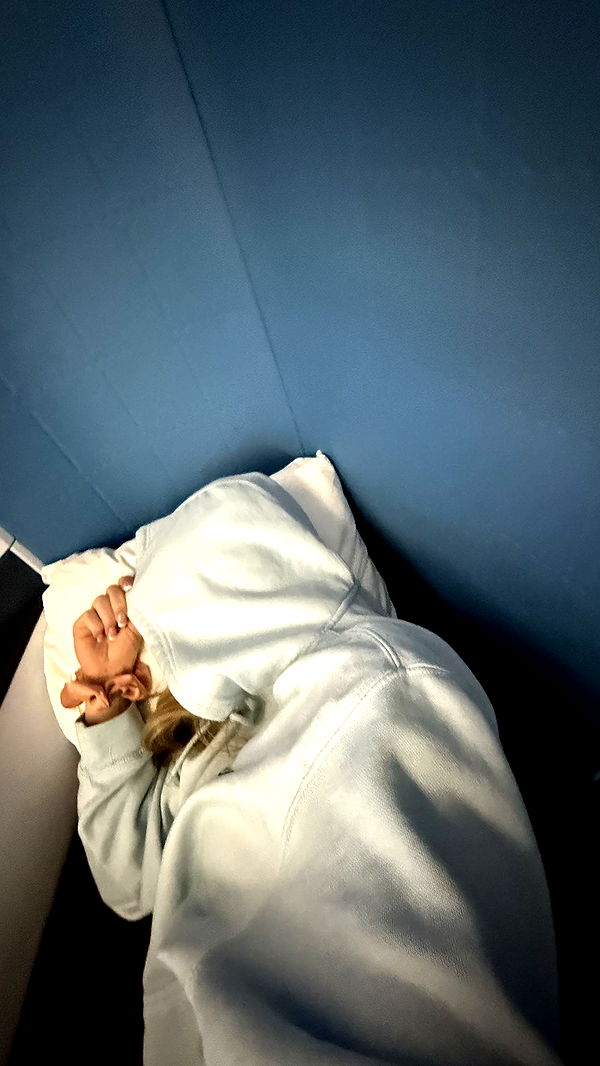 meelahrobbins image ~ Altpins