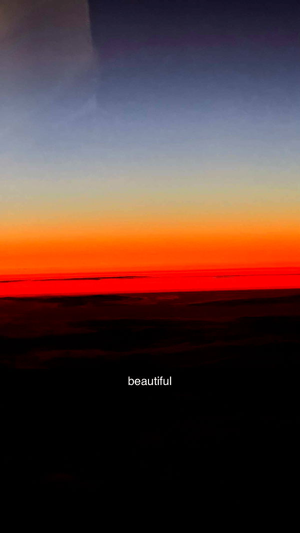 meelahrobbins image ~ Altpins